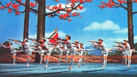 The East is Red (Wang Ping, 1965)